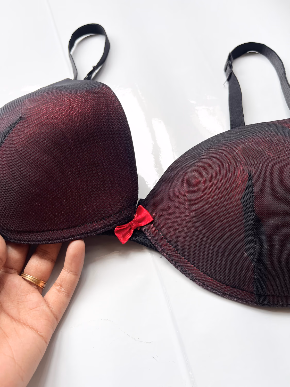 Wine mesh Bra