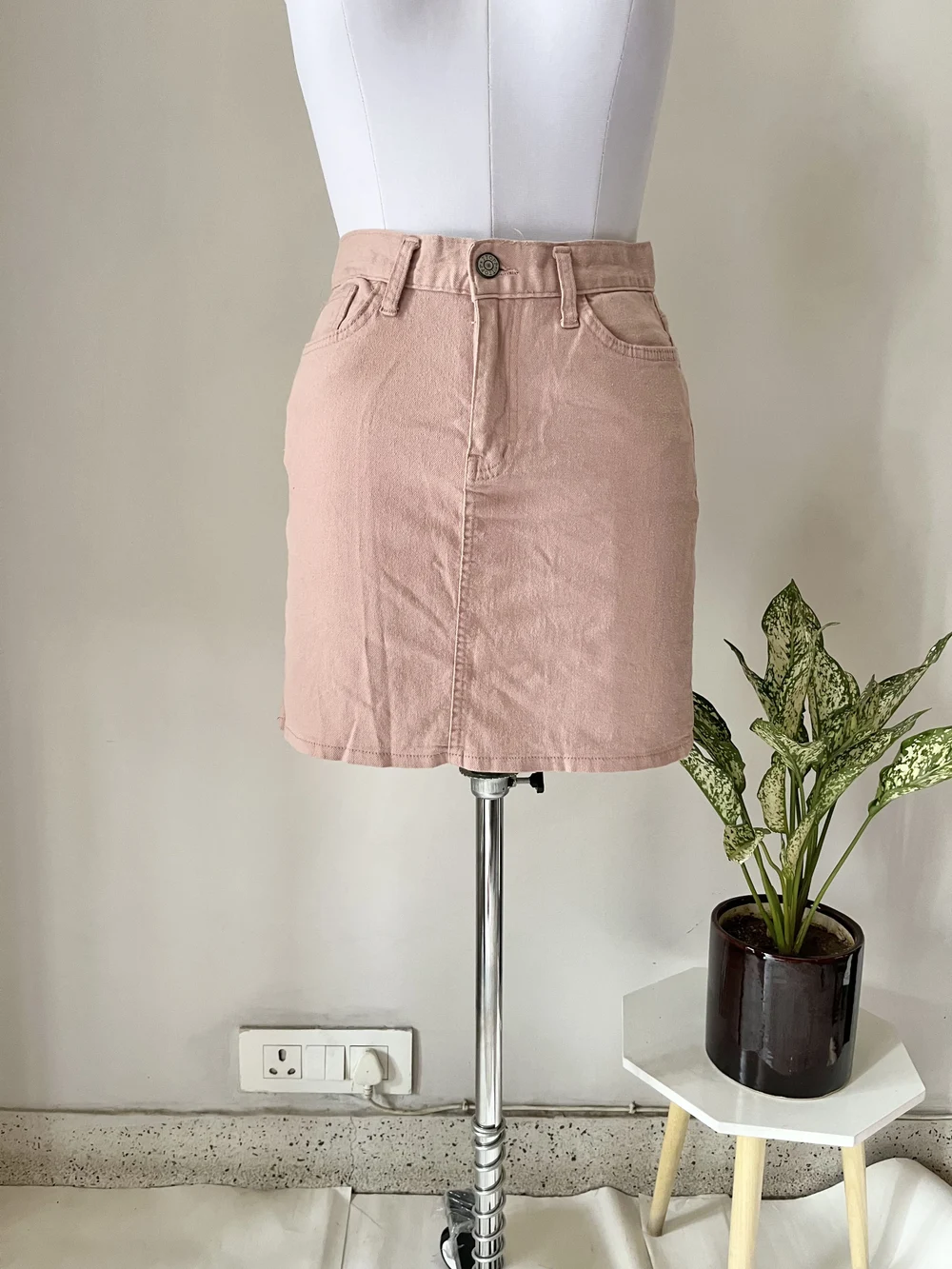Pink denim skirt 