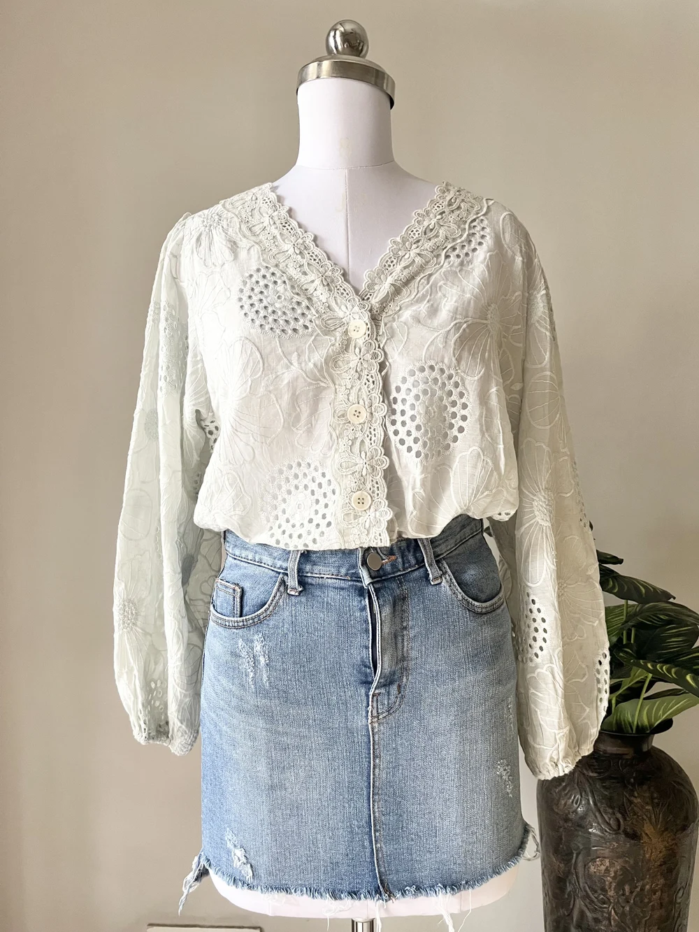 Schiffli lace shirt 