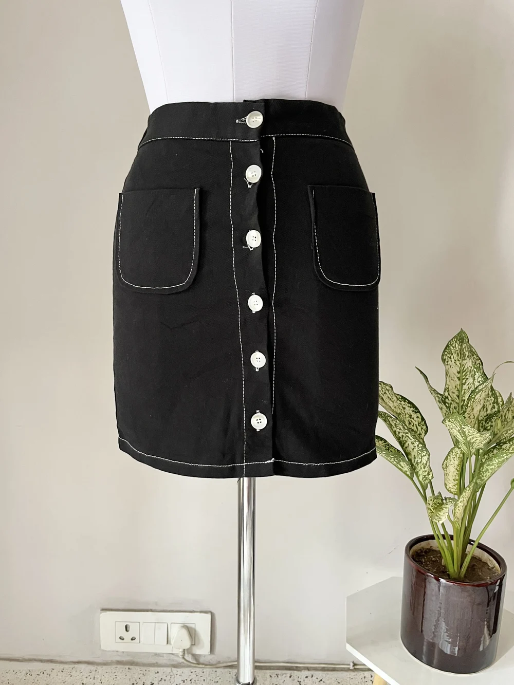Black contast stitch denim skirt