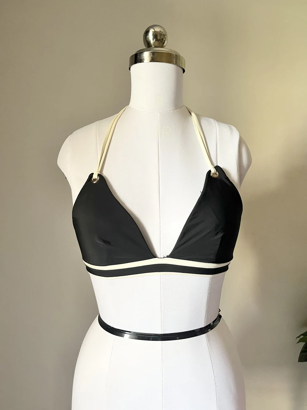 Black contrast Bikini top 