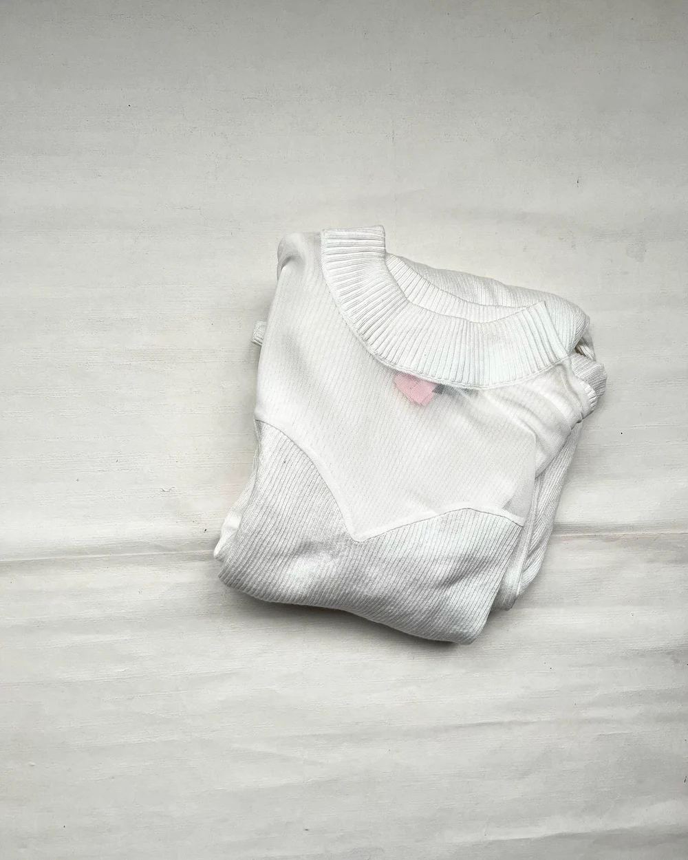 White ribbed bell sleeves dress 