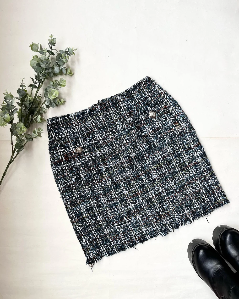 Tweed skirt 