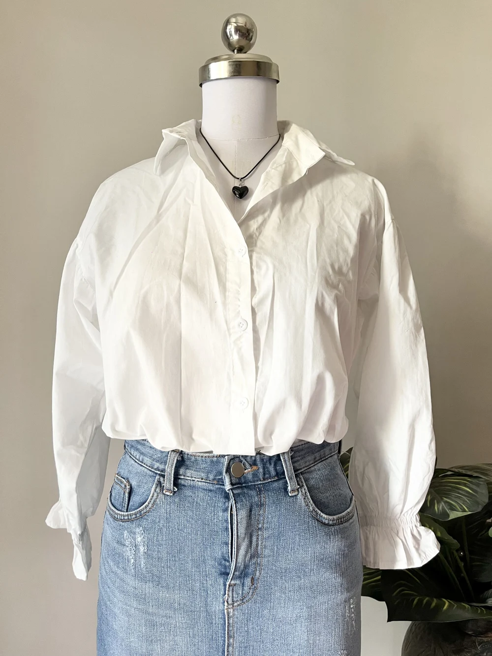 White puff sleeves shirt 