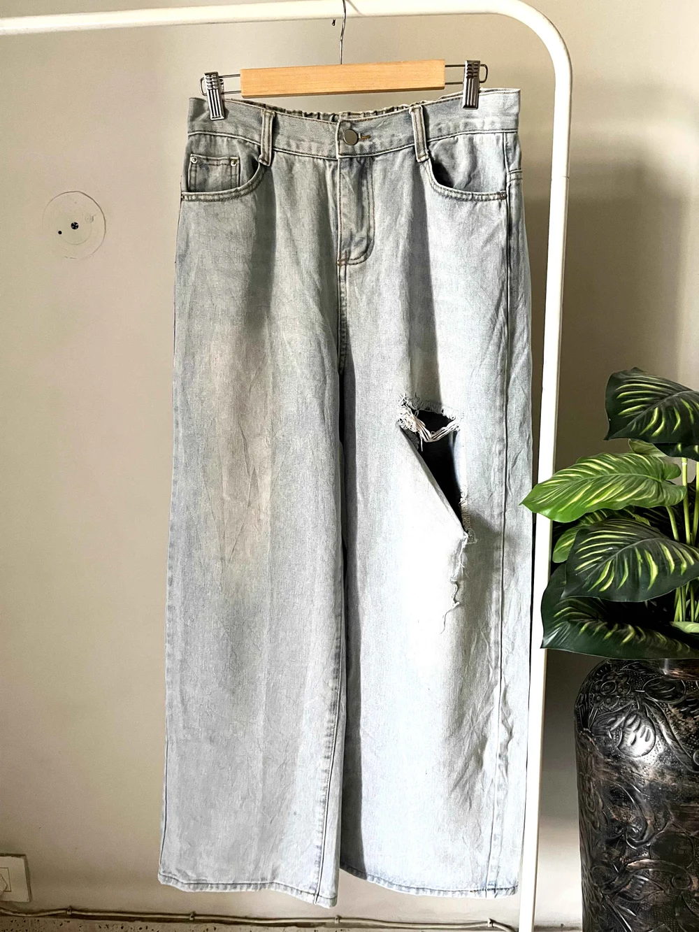 Blue one-leg ripped Highwaist Jeans 