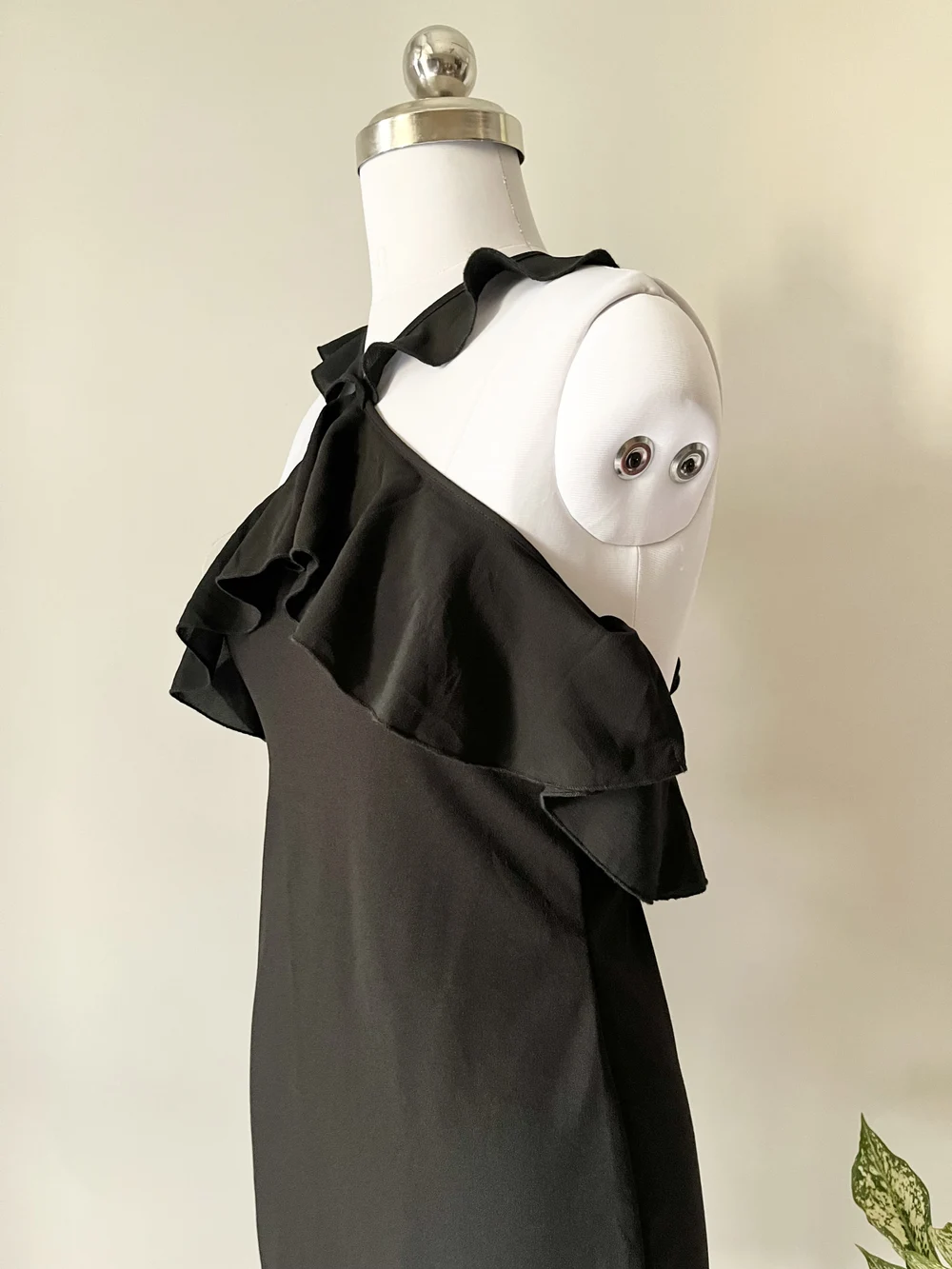 Frill black dress