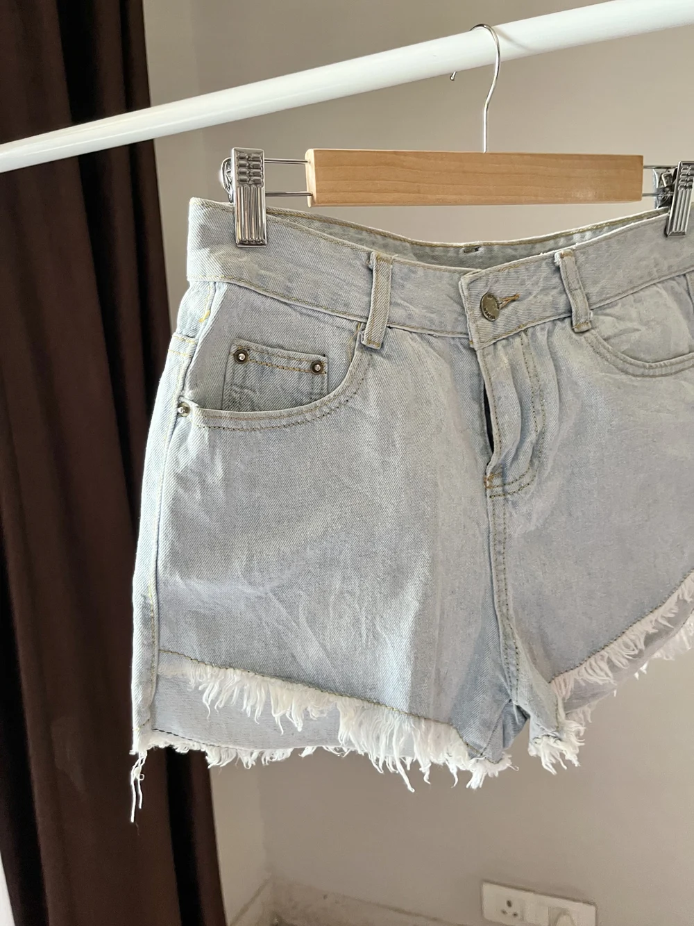 Acid washed shorts