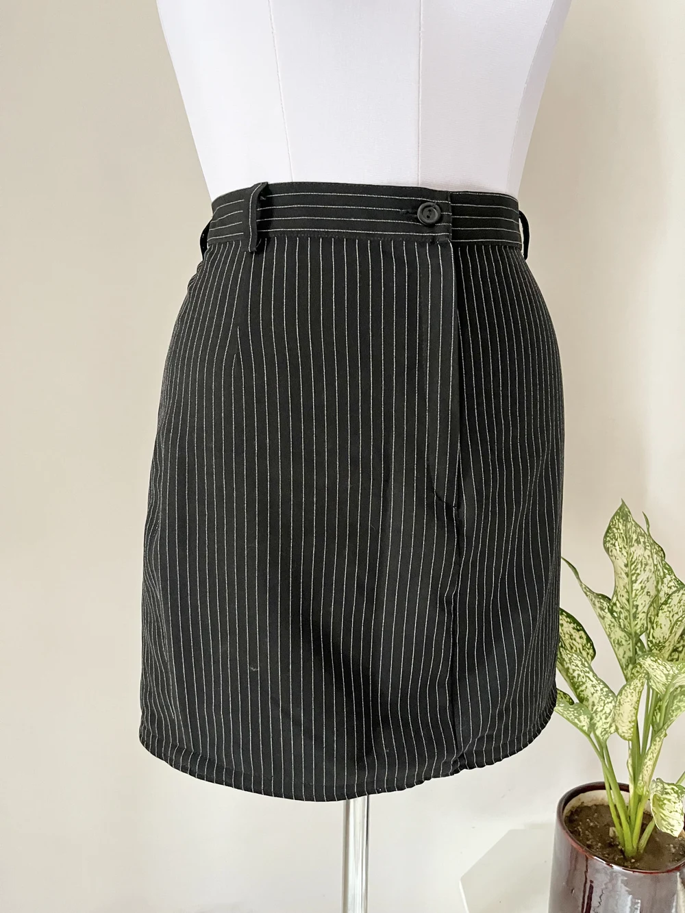 Black stripe skirt 