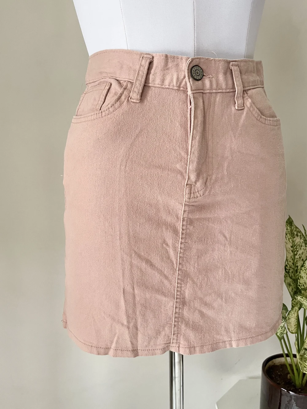 Pink denim skirt 