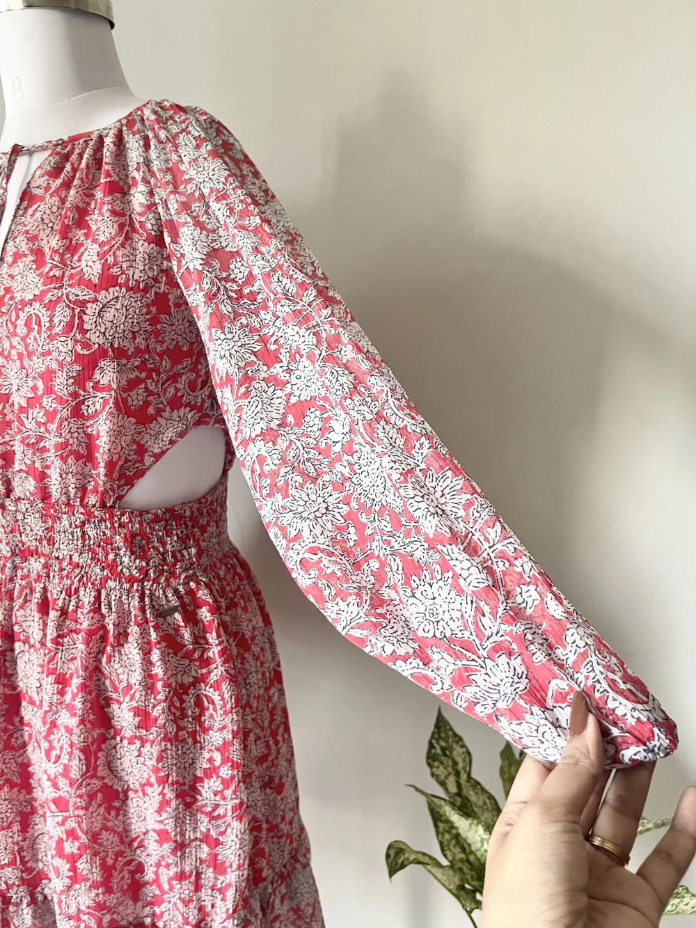 Paisley print cut-out dress