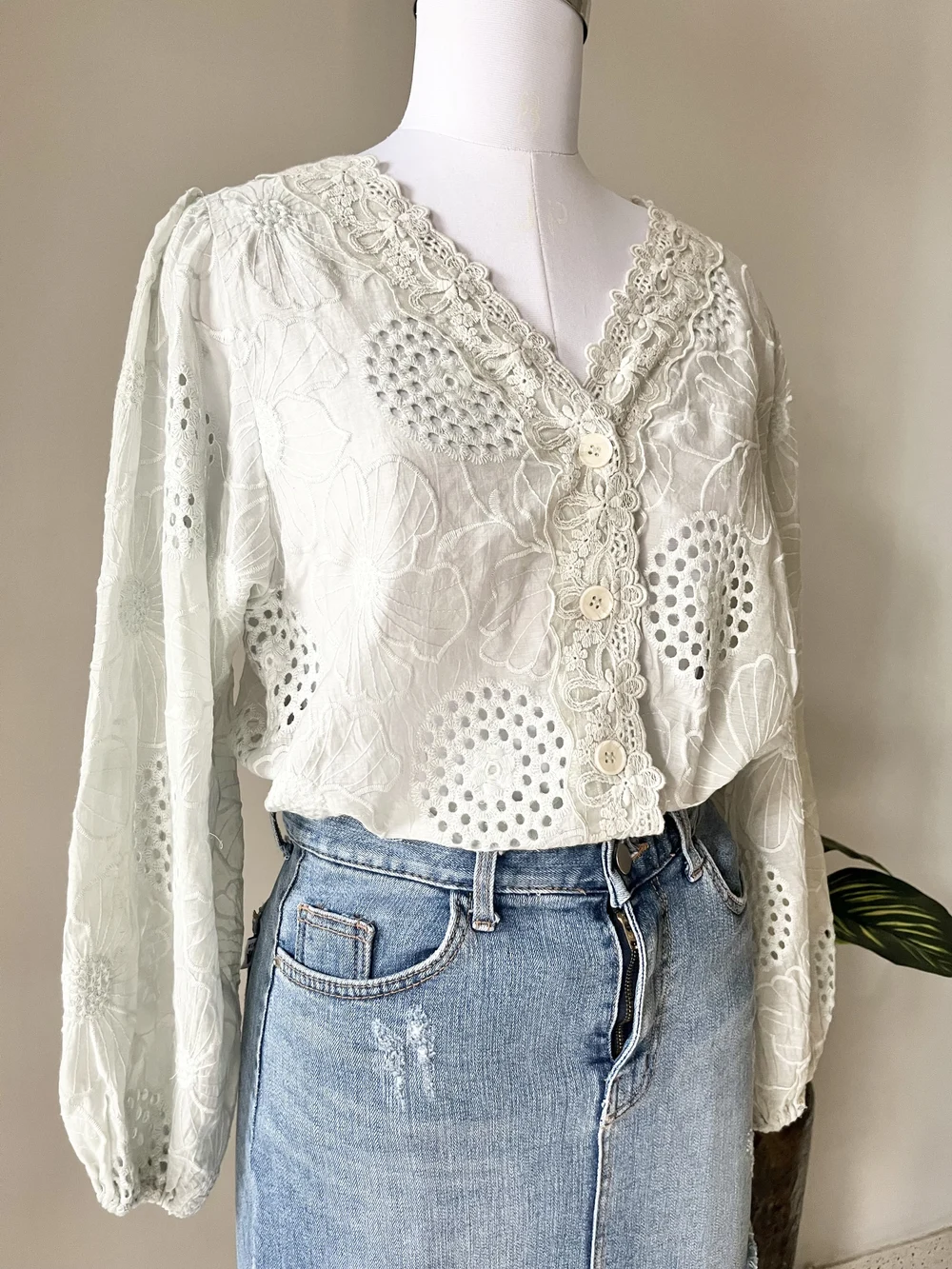 Schiffli lace shirt 
