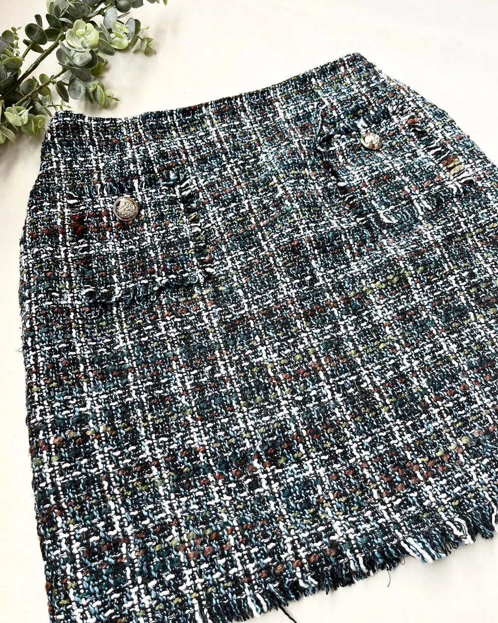 Tweed skirt 
