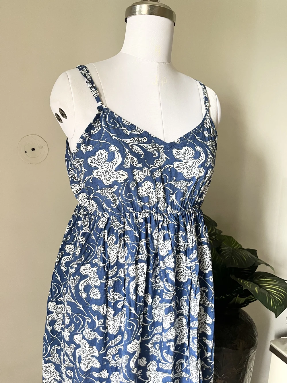 Paisley print strap dress
