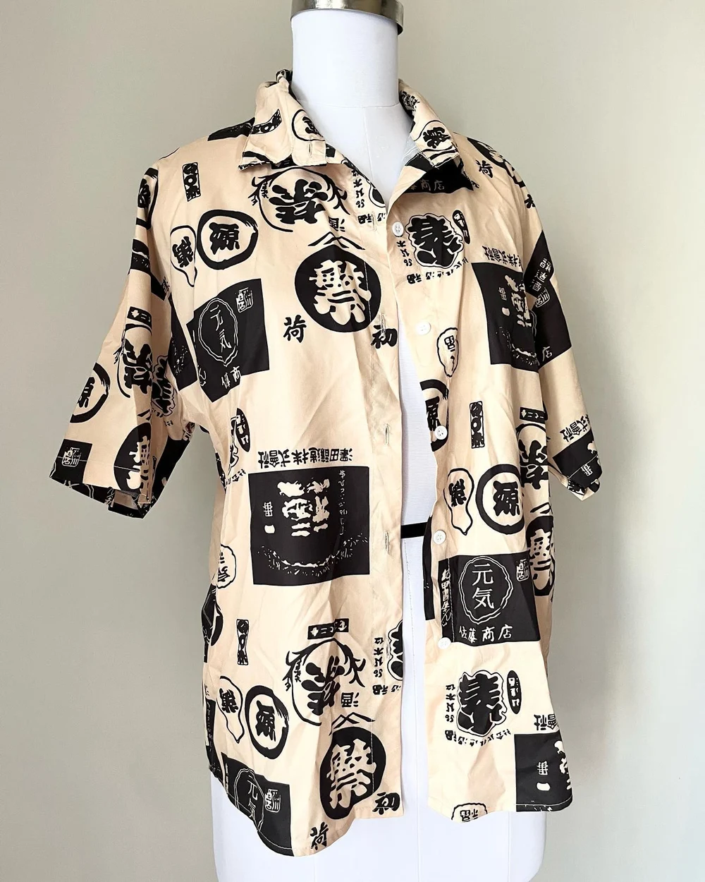 Korean print shirt (unisex)