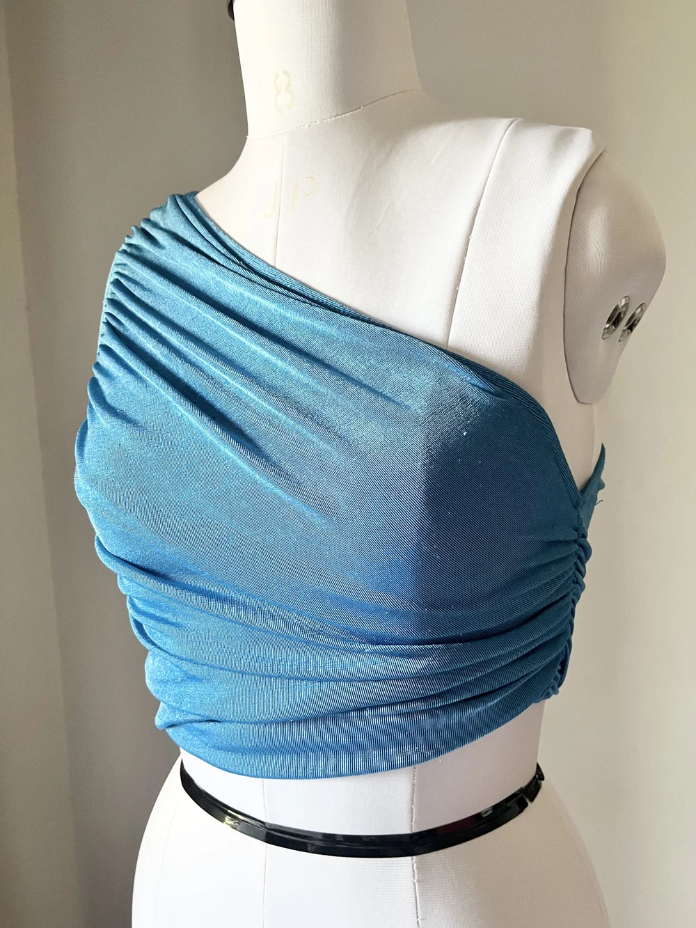 One-shoulder shimmer top