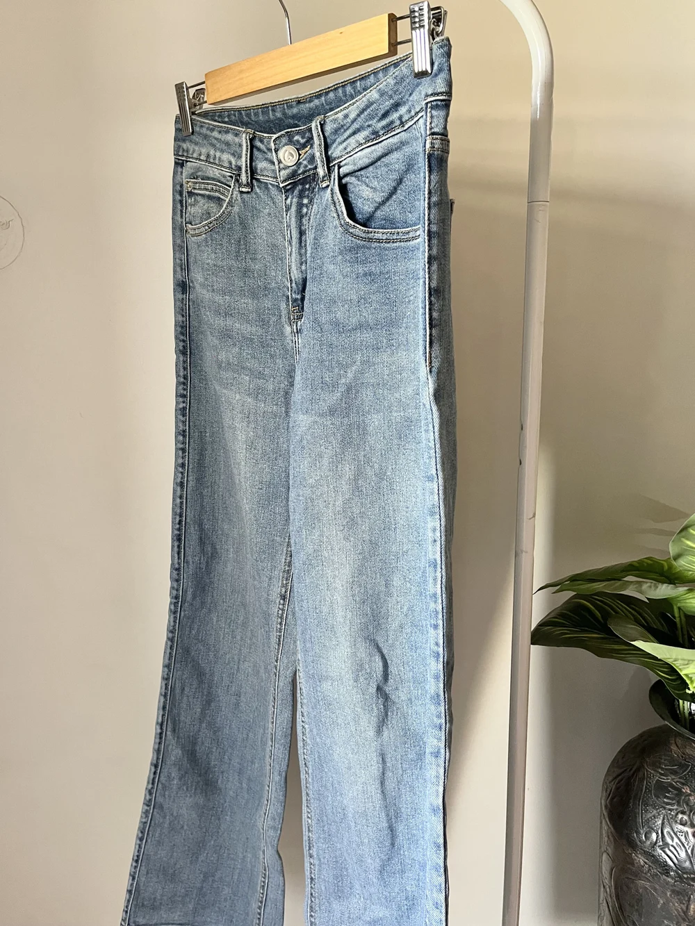 Blue high-waist wide leg Jeans 