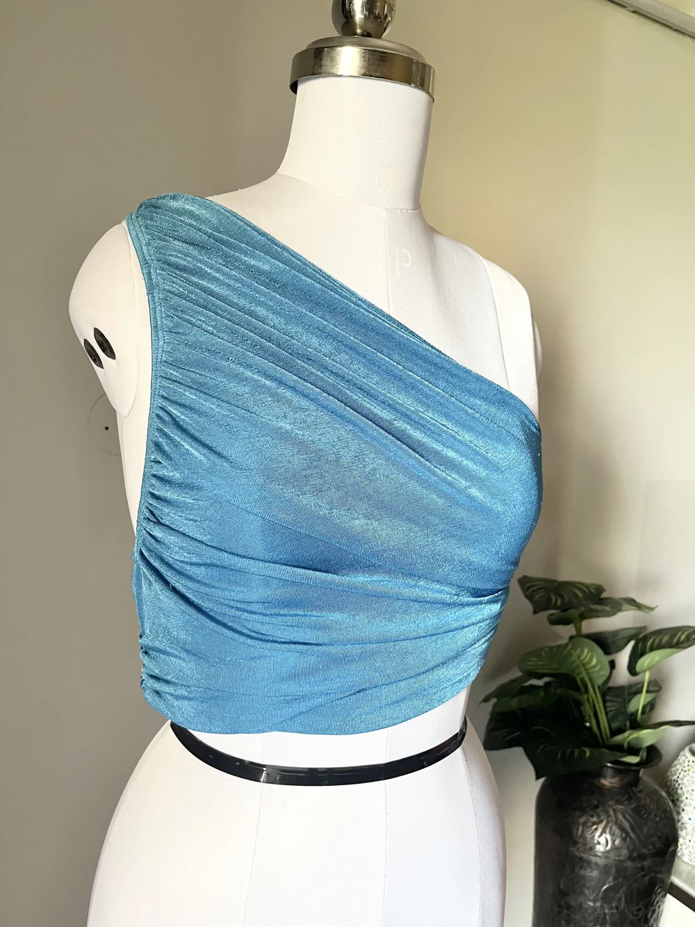 One-shoulder shimmer top