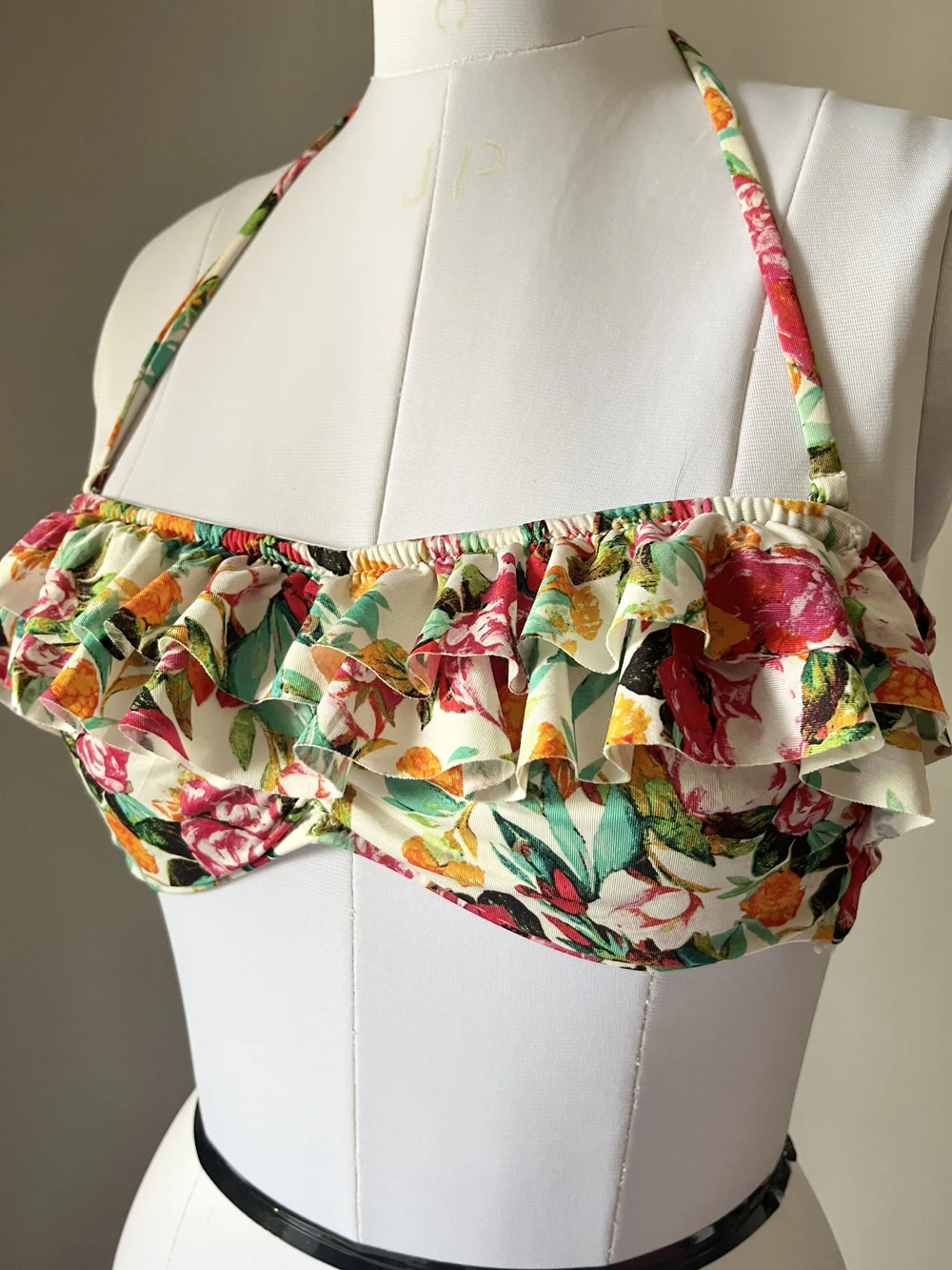 Floral Ruffle bikini top