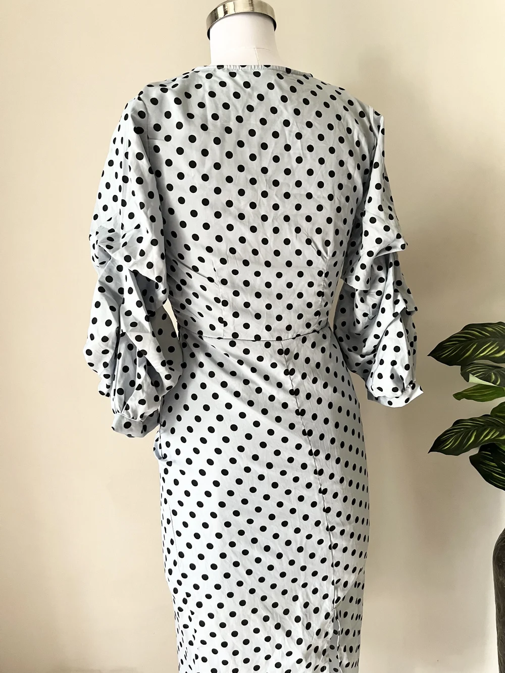 Polka dot blue bodycon dress