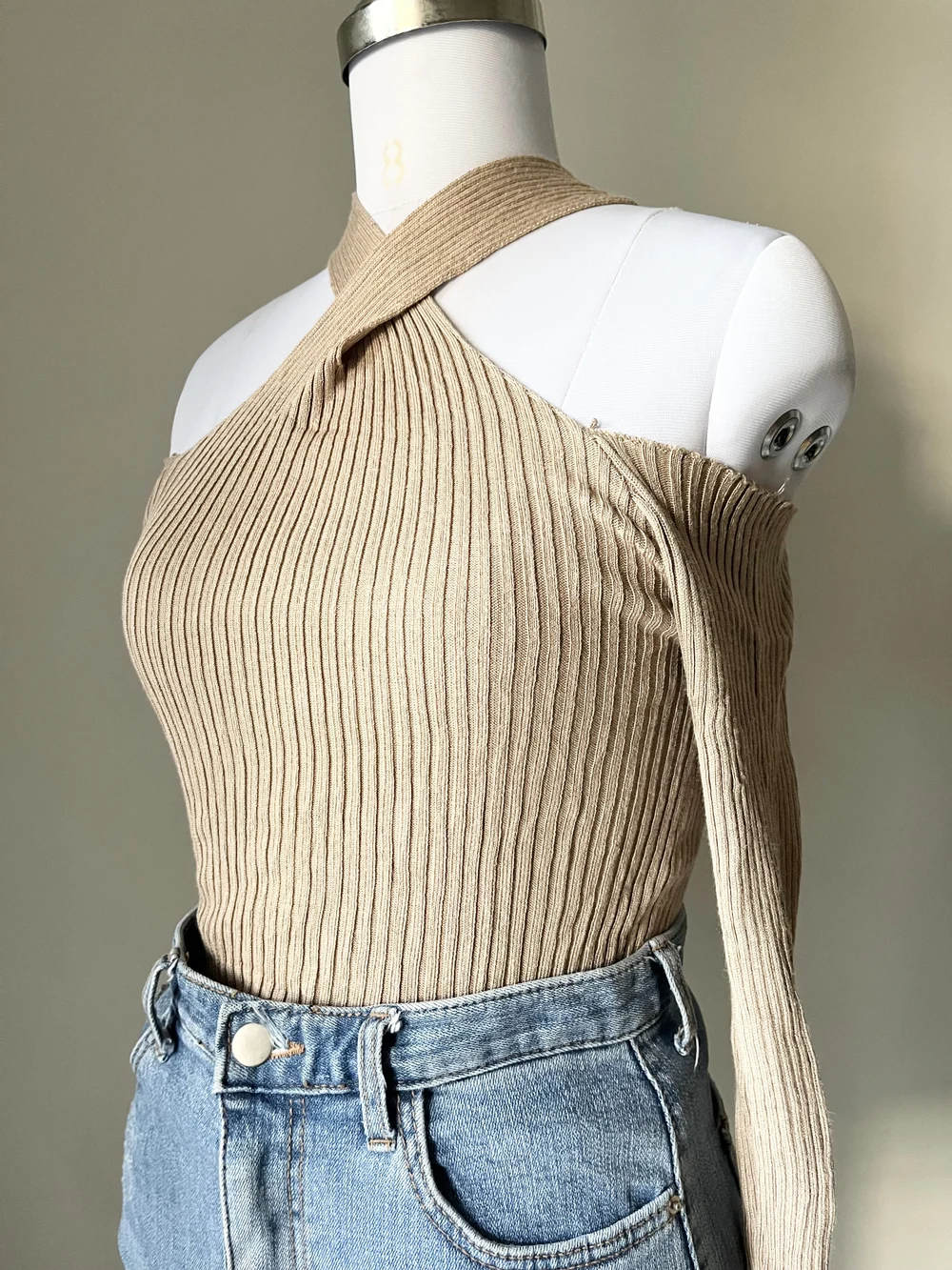 Criss-cross brown top