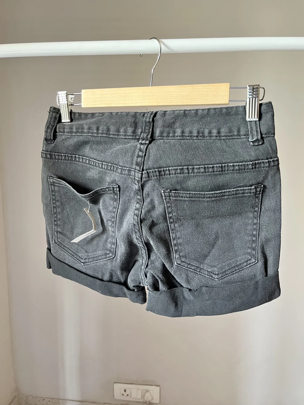 Black folded shorts 