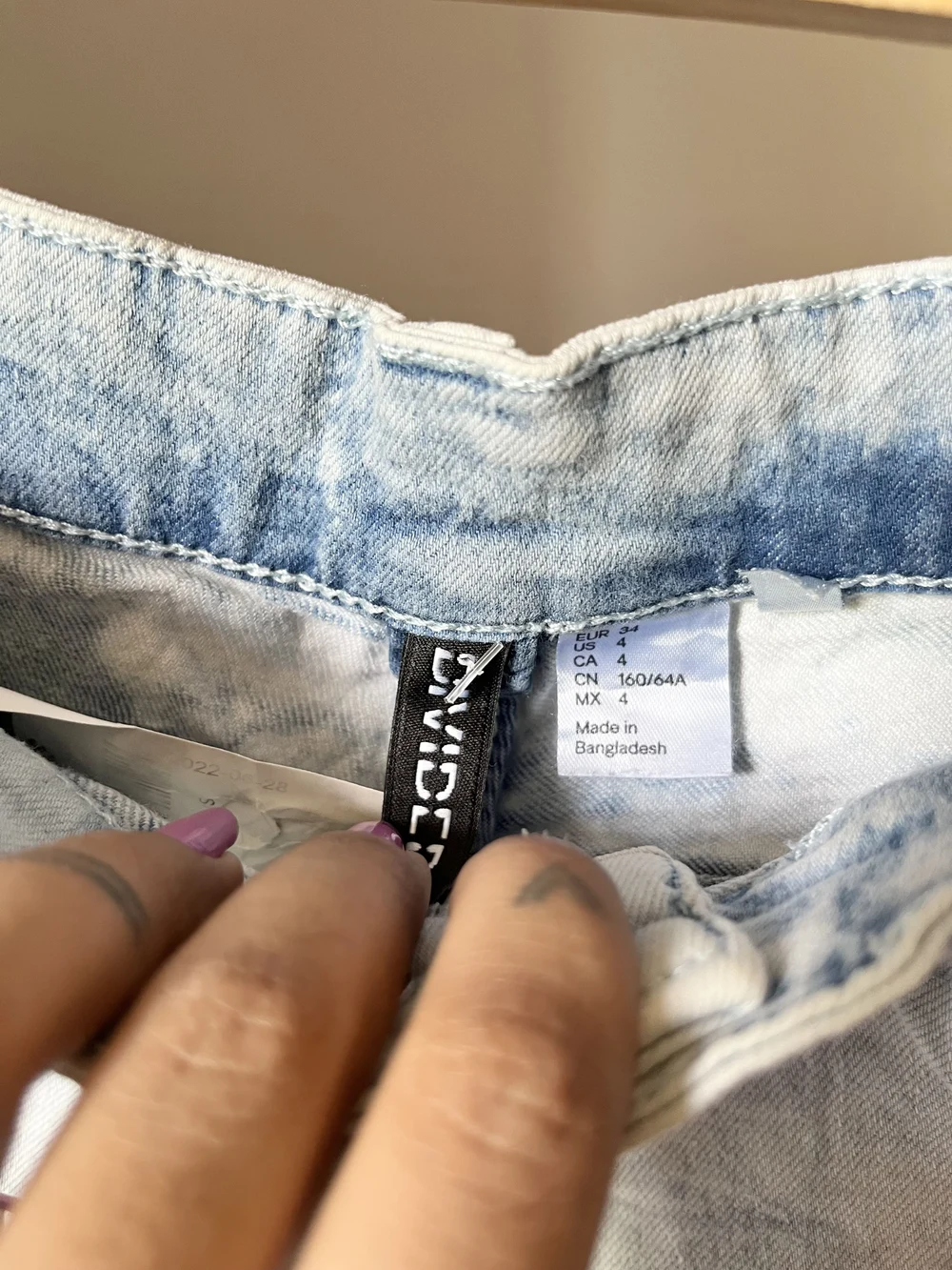 Acid washed booty shorts