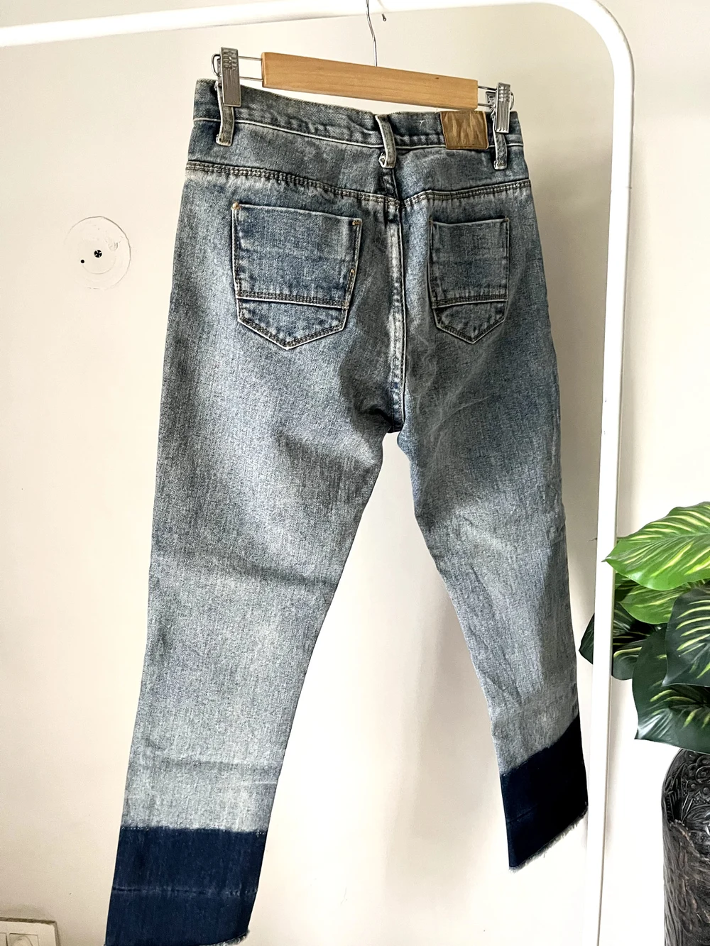Blue tapered denim 