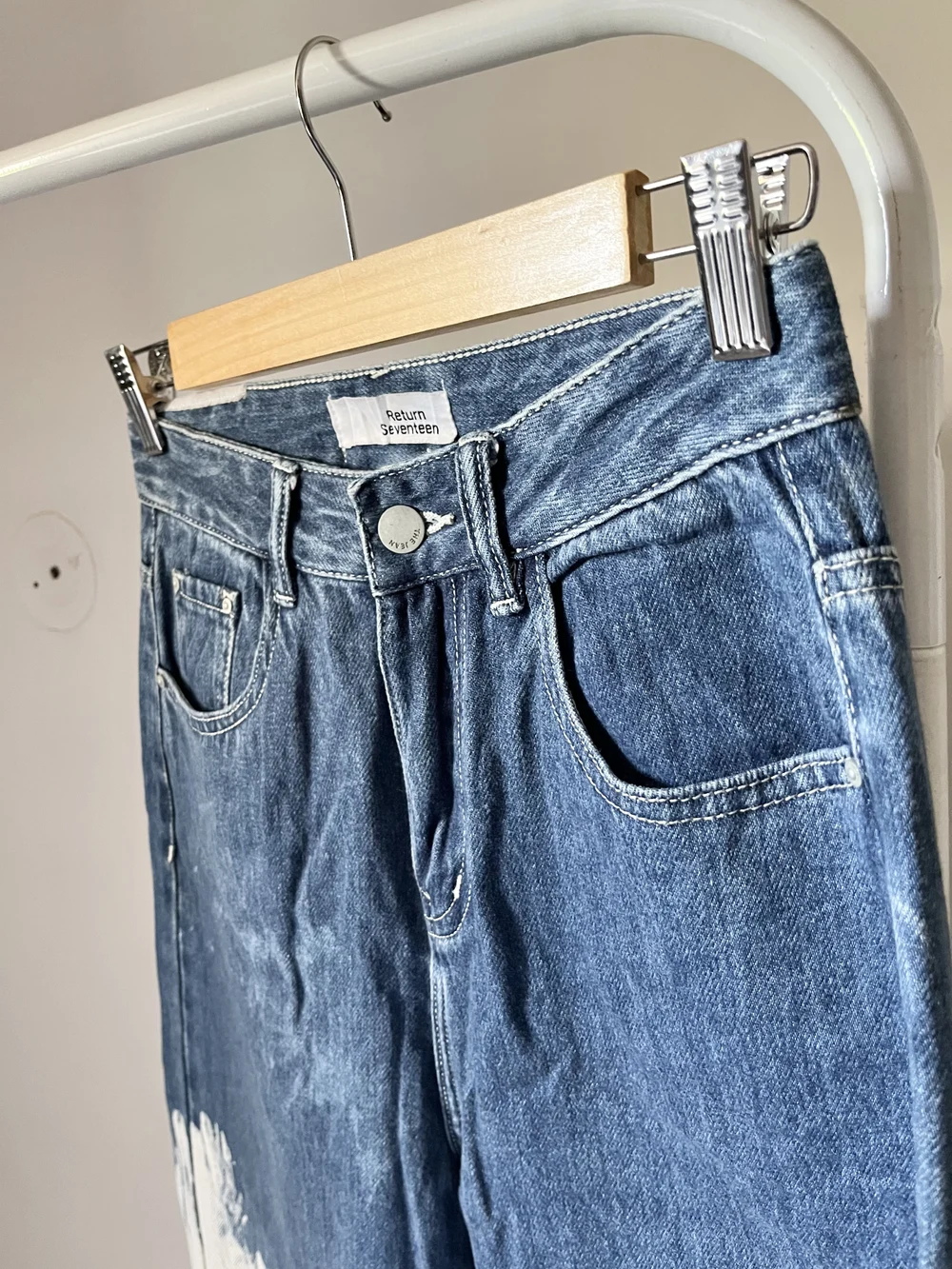 Acid wash wide-leg Jeans 