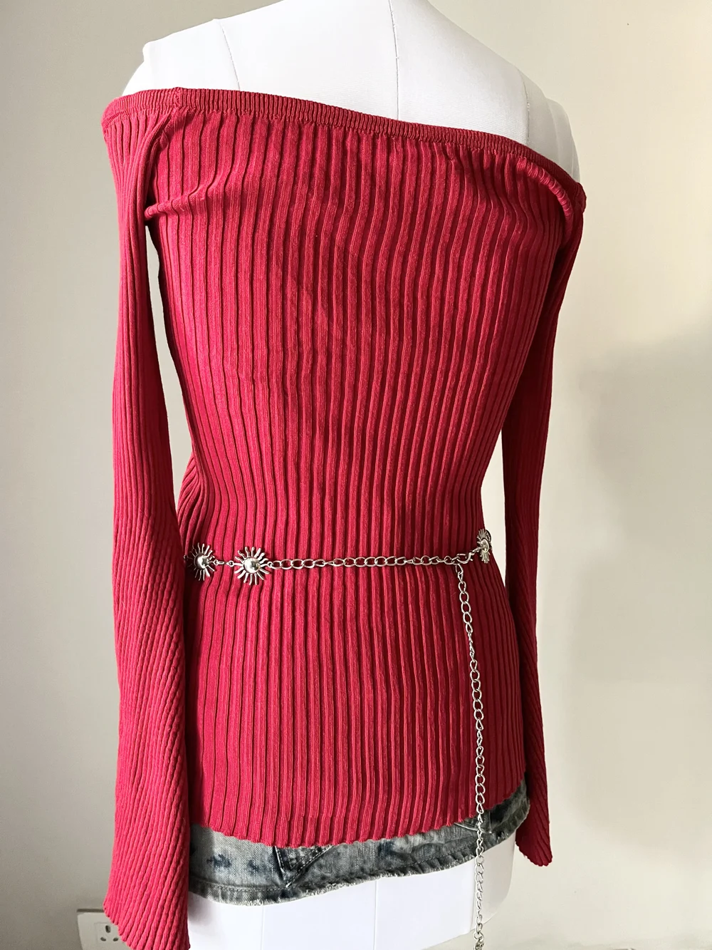 Red off-shoulder Top 
