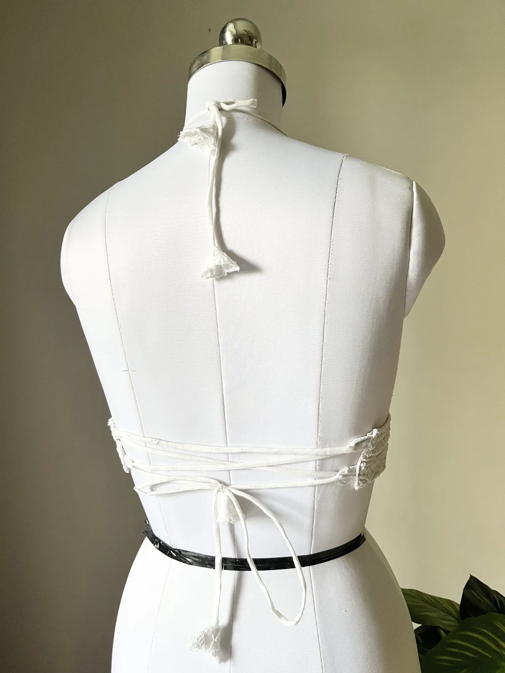 White halter-neck brallet top 