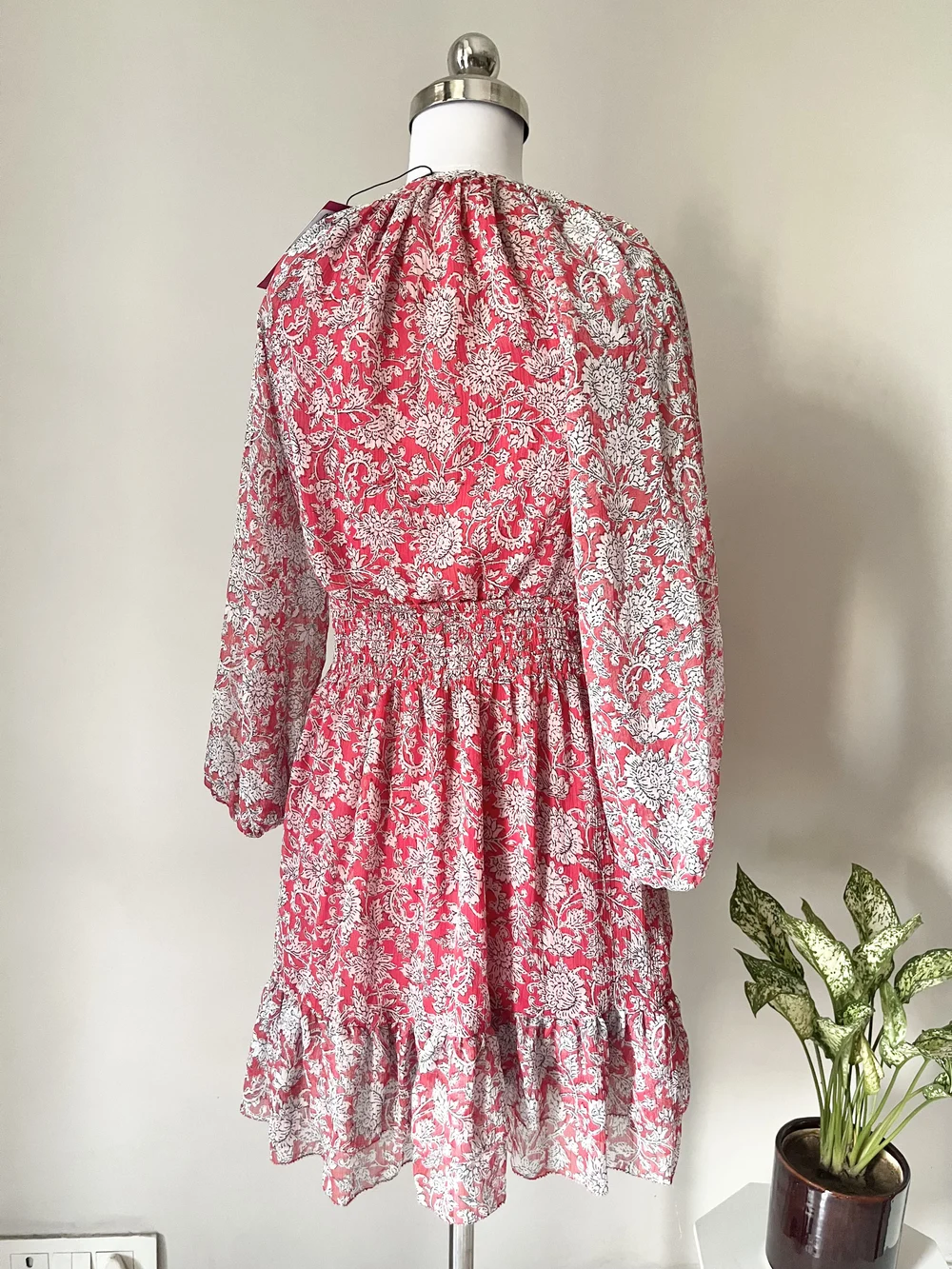 Paisley print cut-out dress