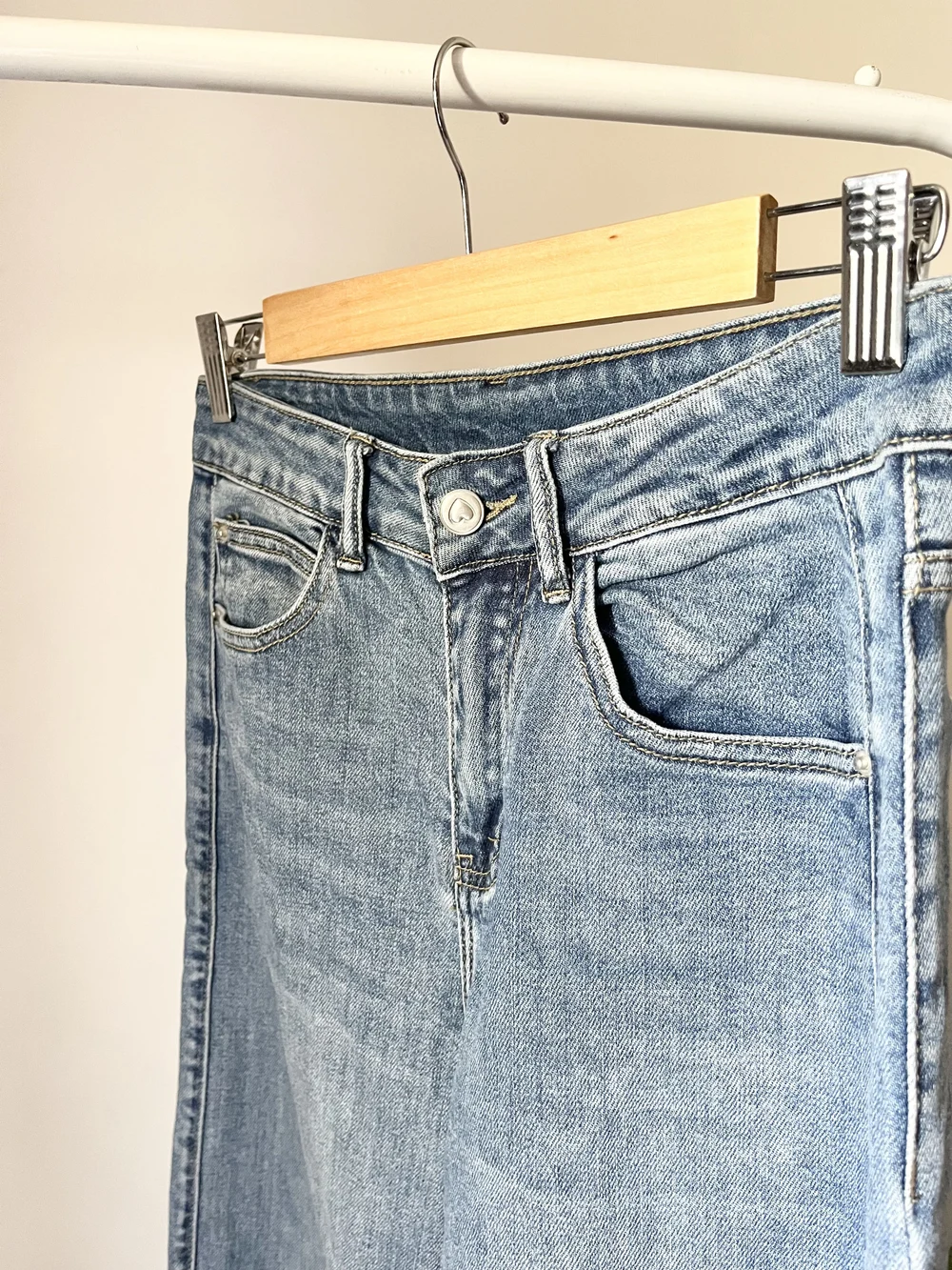 Blue high-waist wide leg Jeans 