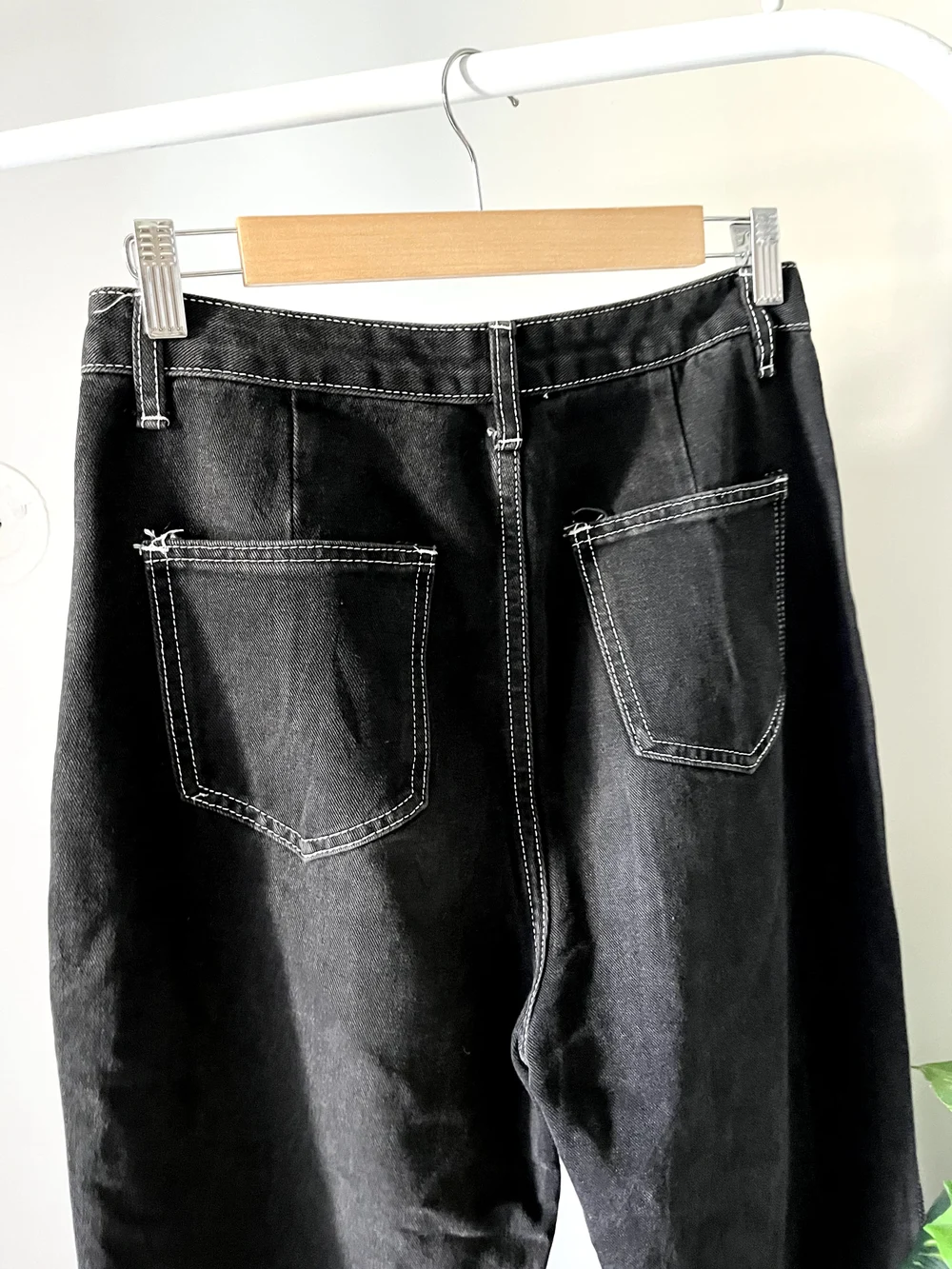 Black contrast highwaist denim 
