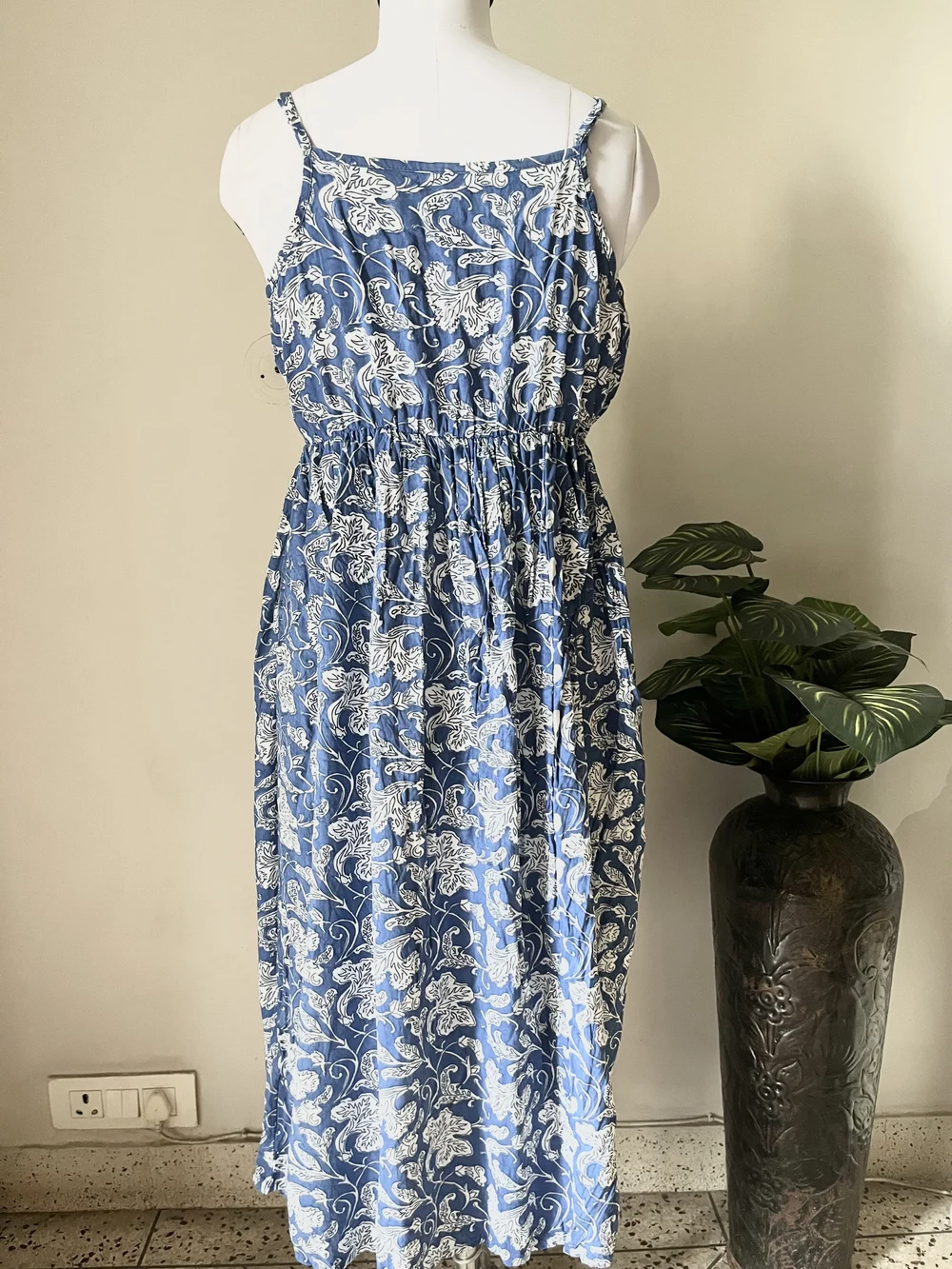 Paisley print strap dress