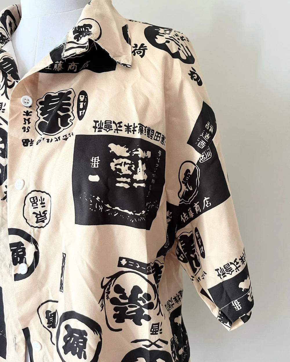 Korean print shirt (unisex)