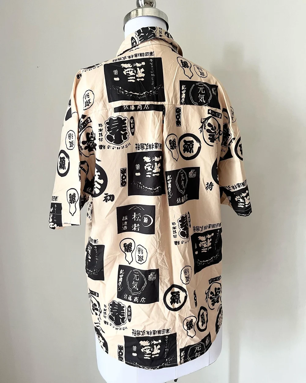 Korean print shirt (unisex)