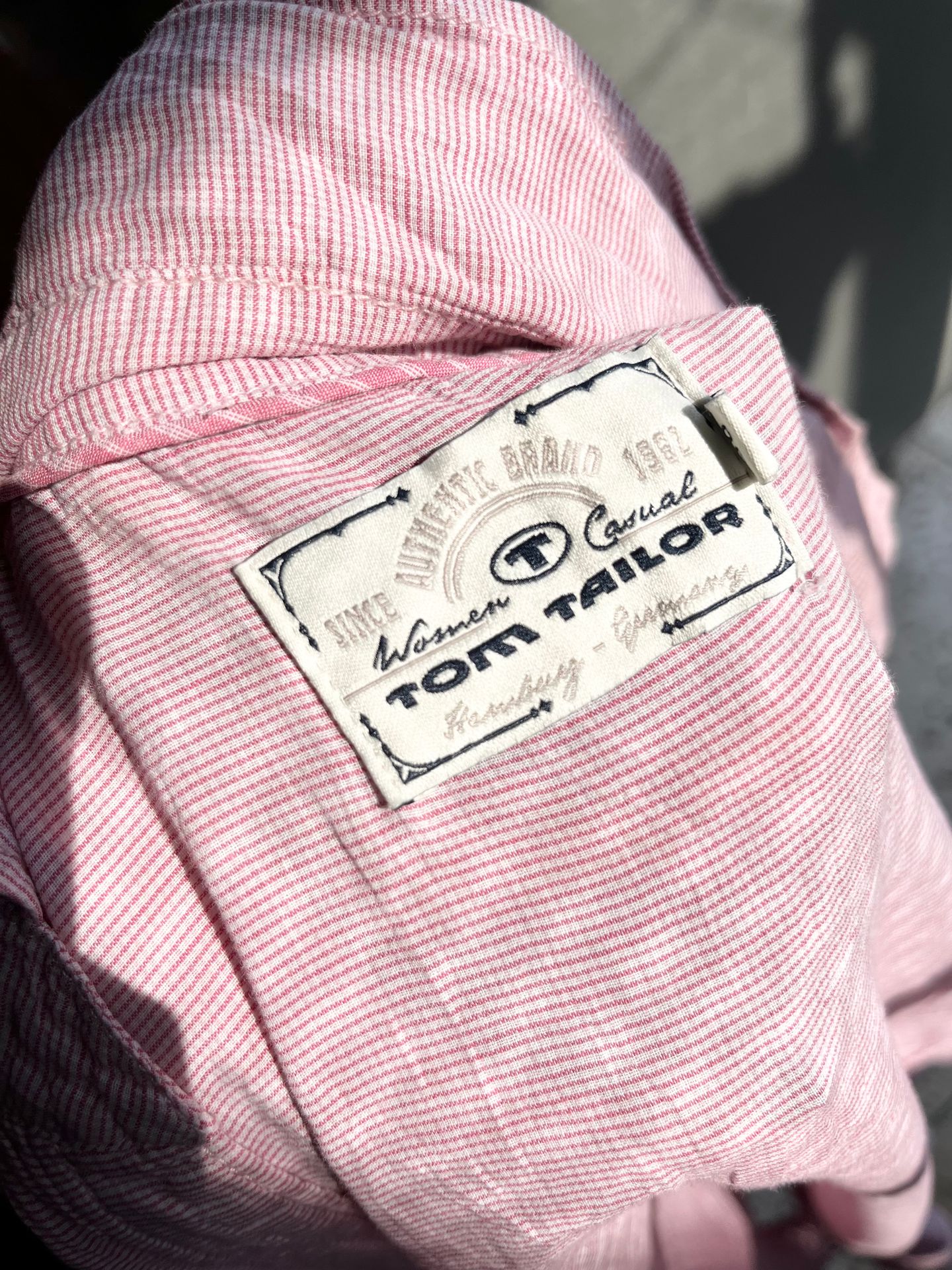 Pink ruched shirt 